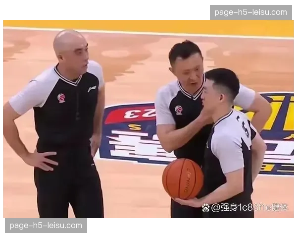 深度报道:CBA裁判报告商业化尝试被叫停,平衡公信力与流量陷两难 深度报道:CBA裁判报告商业化尝试被叫停,平衡公信力与流量陷两难